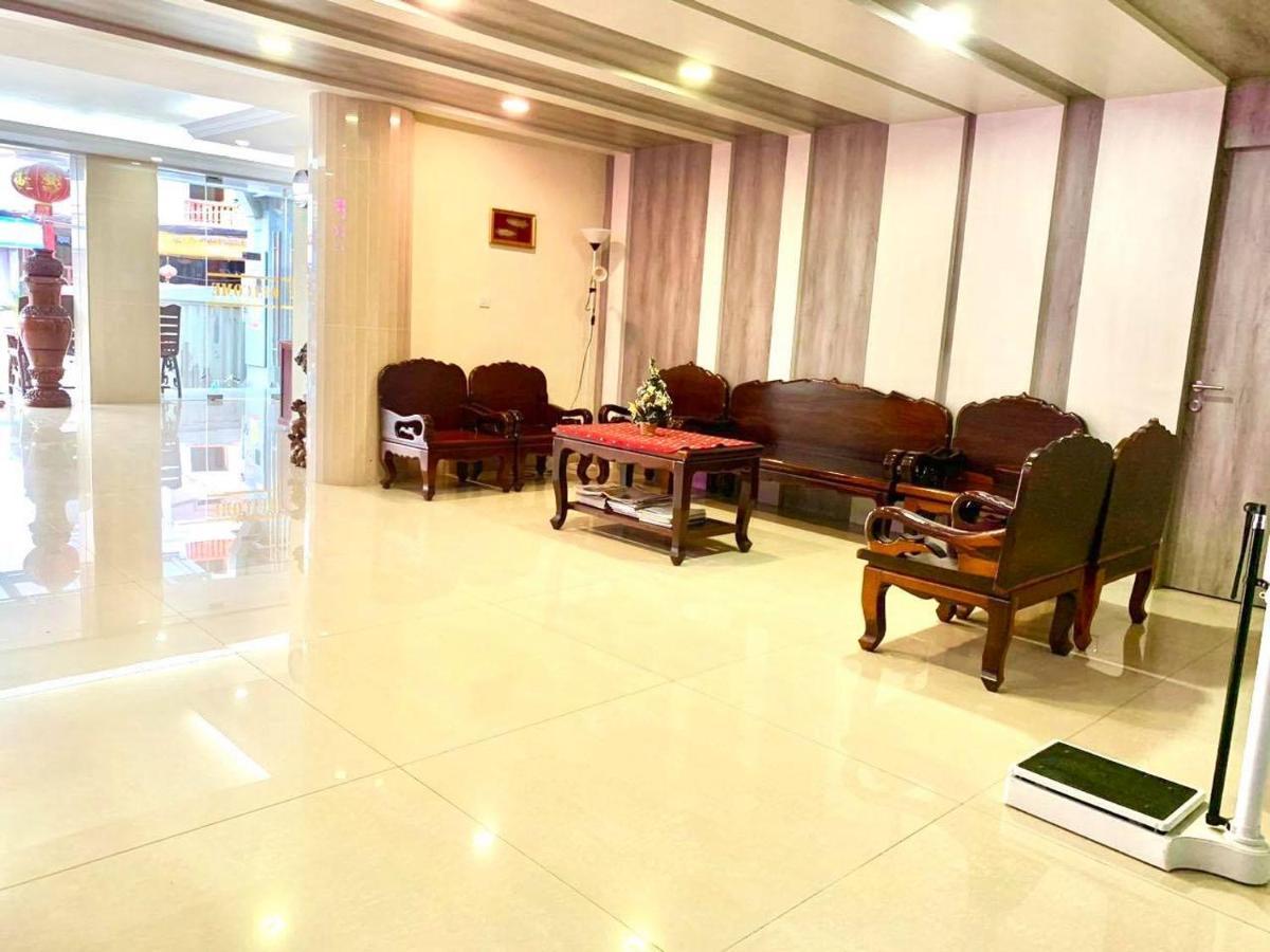Centrana Hotel Пномпень Экстерьер фото